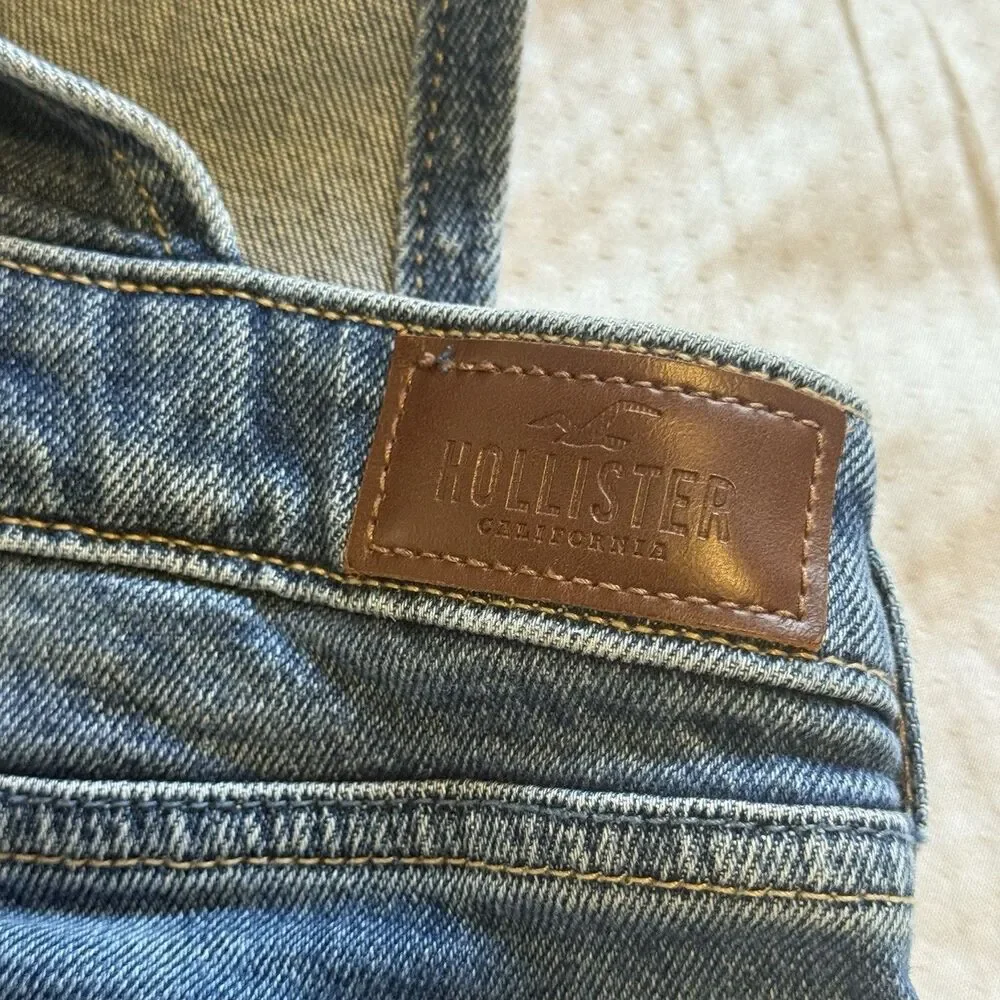 Hollister Boyfriend Short Denim Overalls Size Large Distressed Raw Hem Stretch